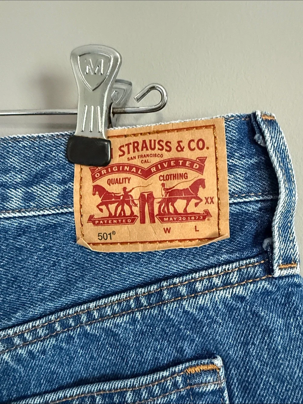Levis dark blue